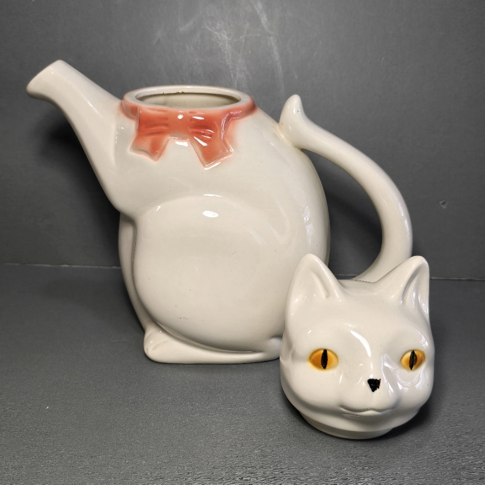 Goebel White Cat With Pink Collar Bow Teapot W. Germany, - Picture 2 of 14
